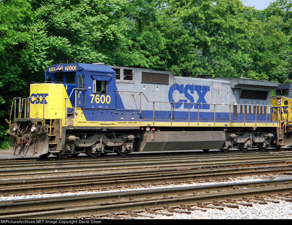 CSX 7600